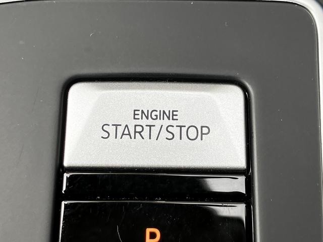 9731187A30261012W00106.jpg