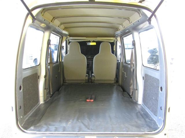 0511201A30260709W01116.jpg