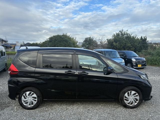 26394845_carP_l_14.jpg