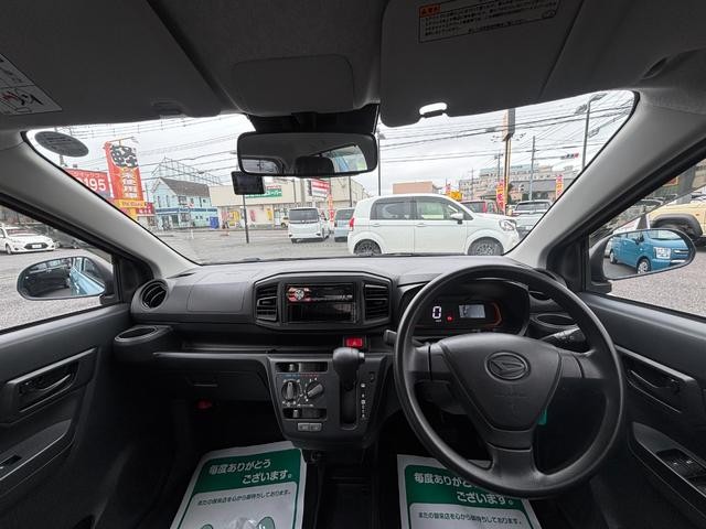 0127224A30260927W00118.jpg