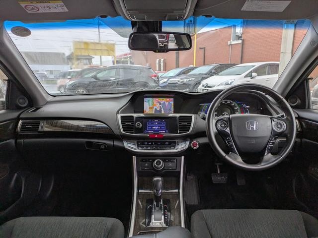 0204992A30260903W00107.jpg