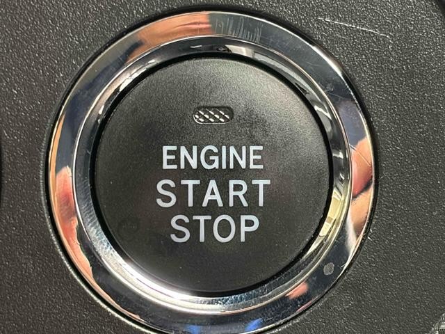 0701359A30260908W01112.jpg