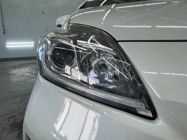 1201097A30260817W00211.jpg
