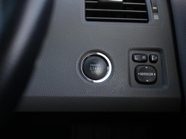0509625A30260306W00218.jpg