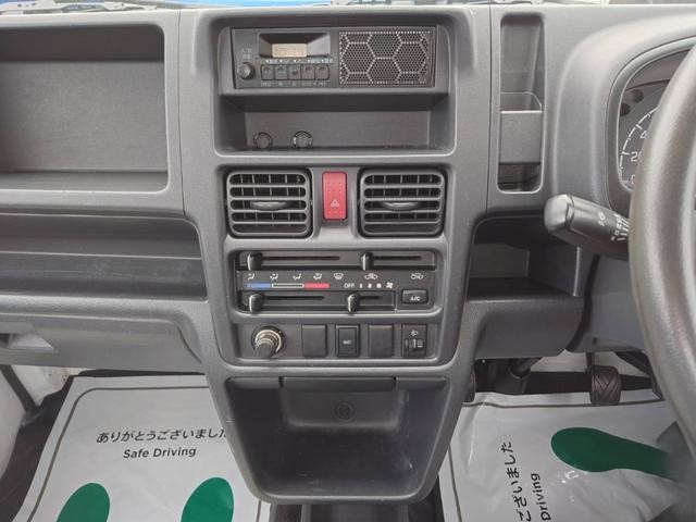 0904066A30260929W00113.jpg
