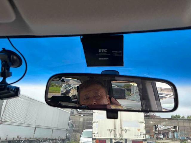 0804314A30260826W00511.jpg