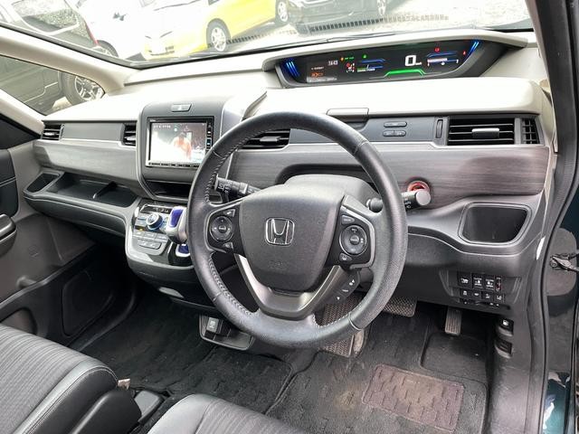 0404084A30260915W00116.jpg