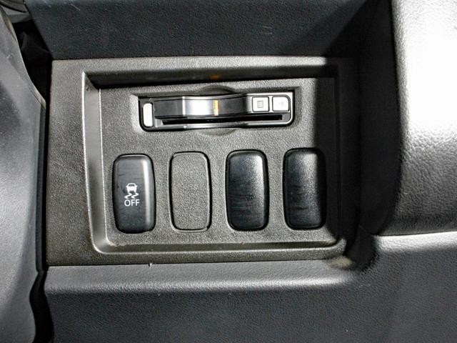 0301802A30260430W00102.jpg
