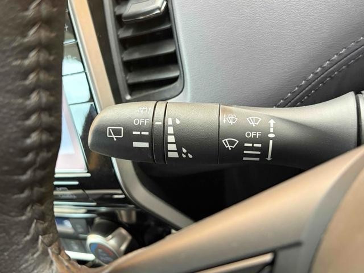 2021 Nissan Serena, photo 5 of 5