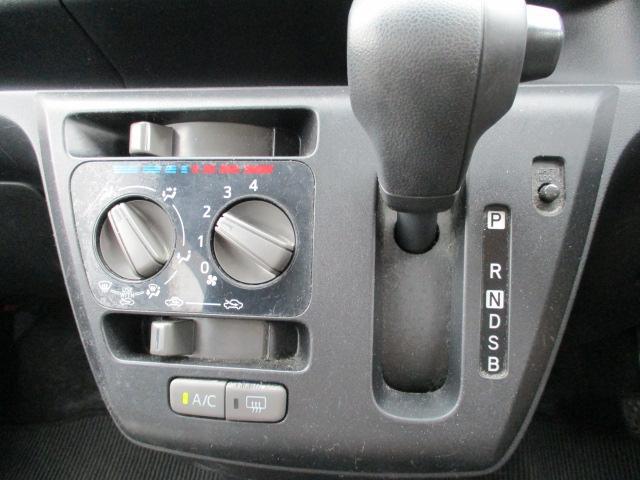 0200974A30260215W00317.jpg