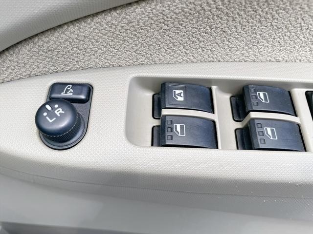 0203922A30260807W00315.jpg