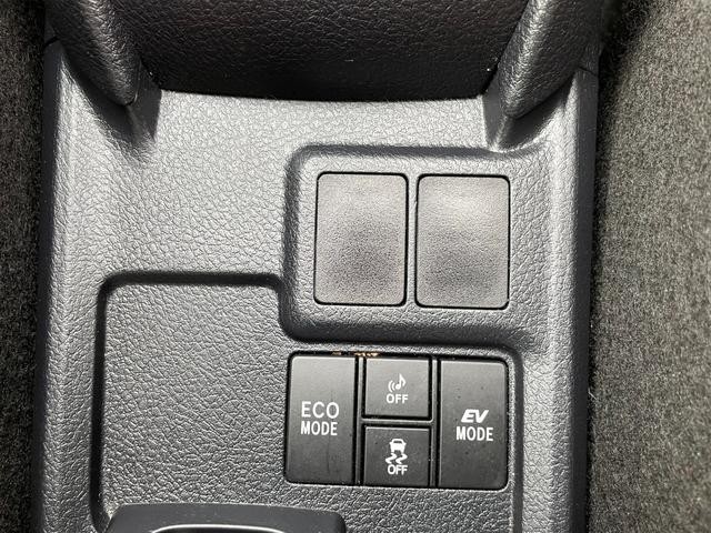 0541399A30250410W00412.jpg