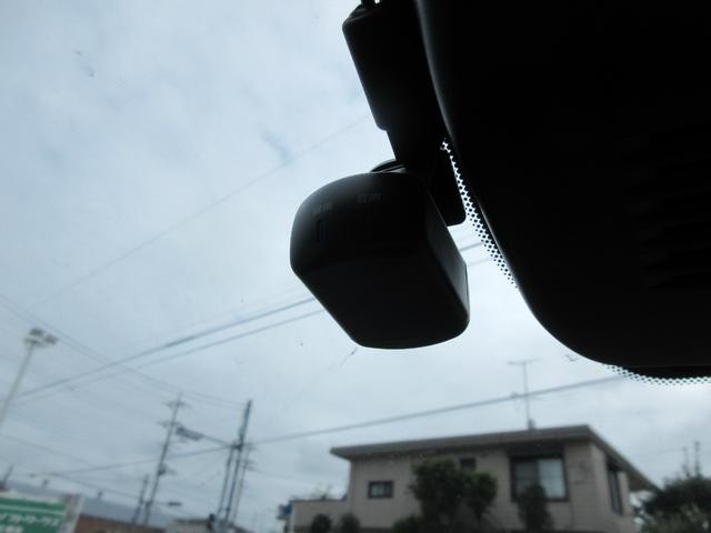 0541410A30260803W00209.jpg