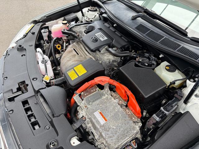 0404361A30260211W00209.jpg