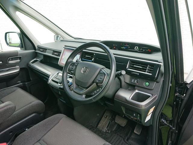 0707610A30260628W00113.jpg