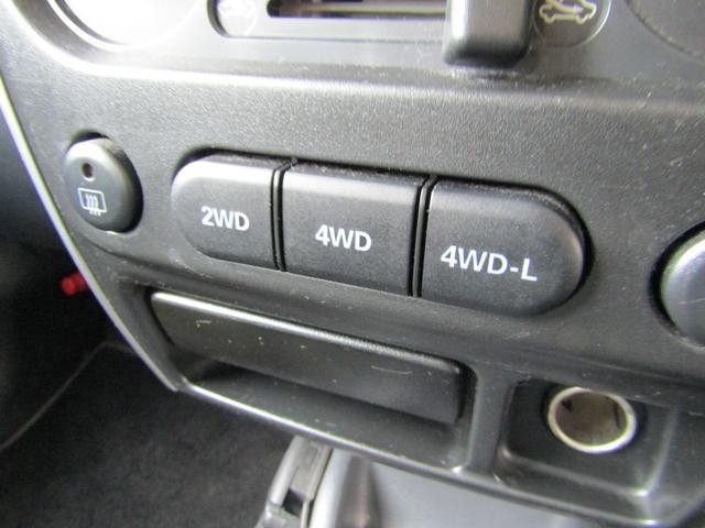 0302471A30260501W00113.jpg