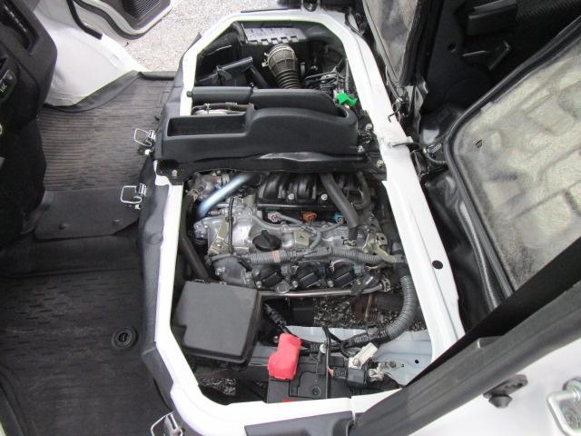 0540370A30260616W00103.jpg