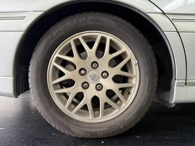0541619A30260926W00405.jpg