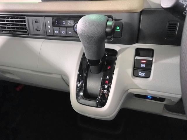 0201190A30260603W00114.jpg