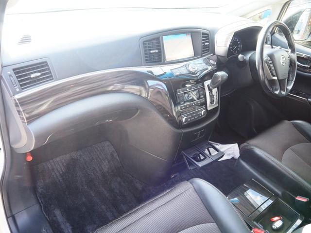 0904095A30261003W00116.jpg