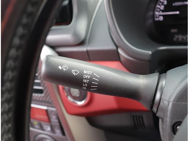 0500205A20260426G00110.jpg