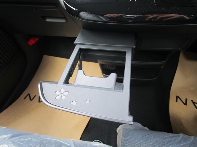 0200772A30260428W00201.jpg