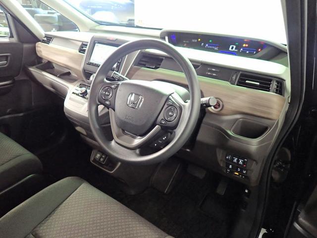 0201190A30260518W00216.jpg