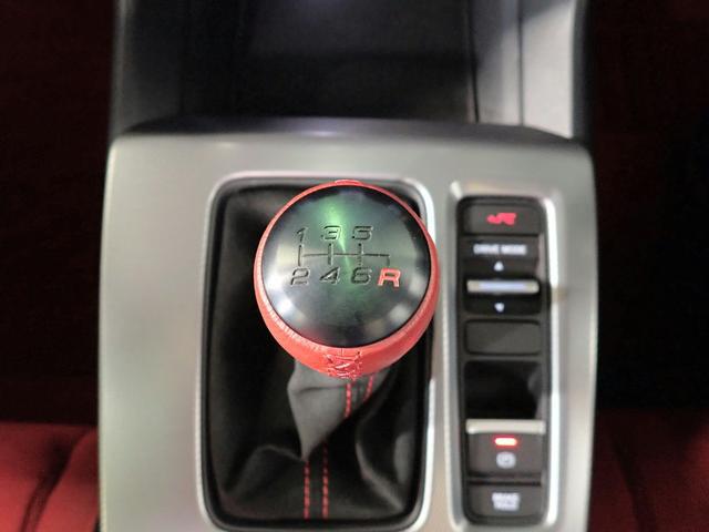 0201190A30260518W00416.jpg