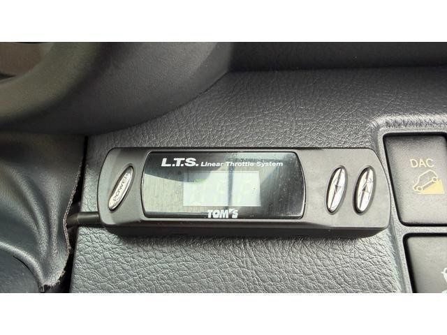 24988696_carP_l_14.jpg
