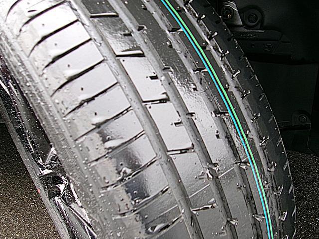 0400014A30260501W00314.jpg