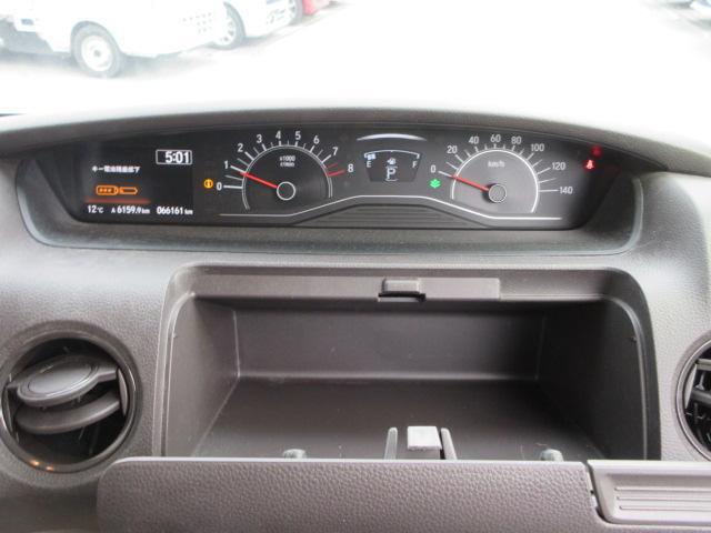 0900731A30260429W00315.jpg