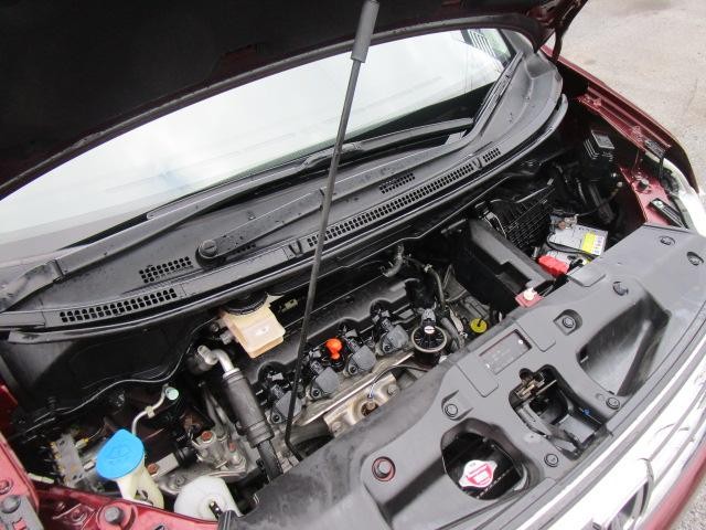 0540370A30260609W00103.jpg