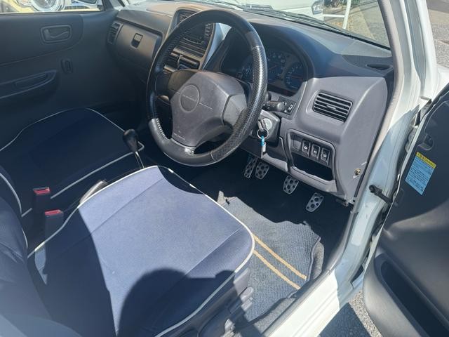 0504196A30260915W00110.jpg