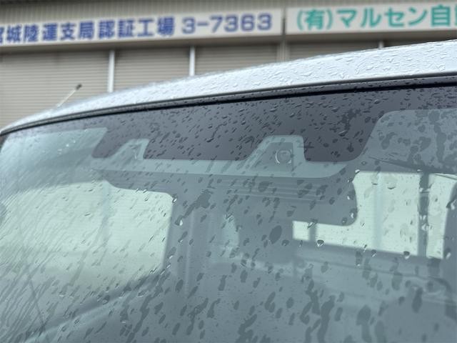 0124925A30260723W00110.jpg