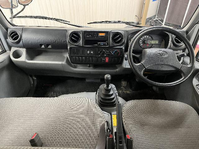 9d98b3bd5e6d9842f555bd427d470356.jpg