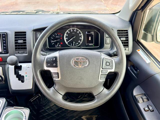 0541399A30260602W00315.jpg