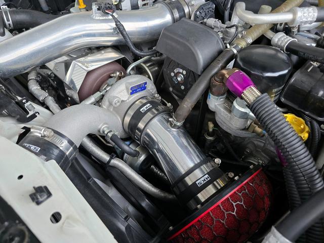 0200613A30260303W00203.jpg