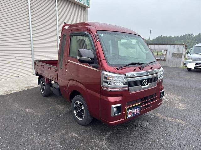 0124925A30260723W00307.jpg