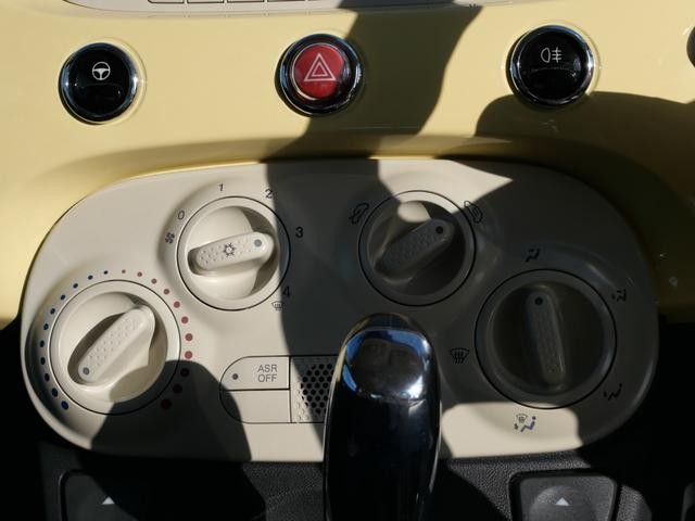 0401936A30261003W00112.jpg