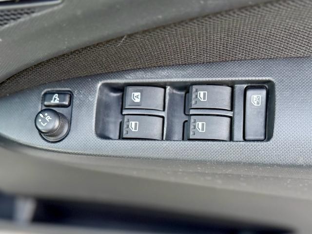 0401925A30260428W00114.jpg