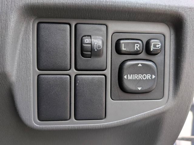 0541751A30260803W01507.jpg
