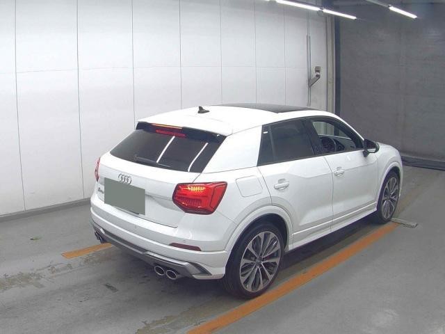 27250370_carP_l_10.jpg