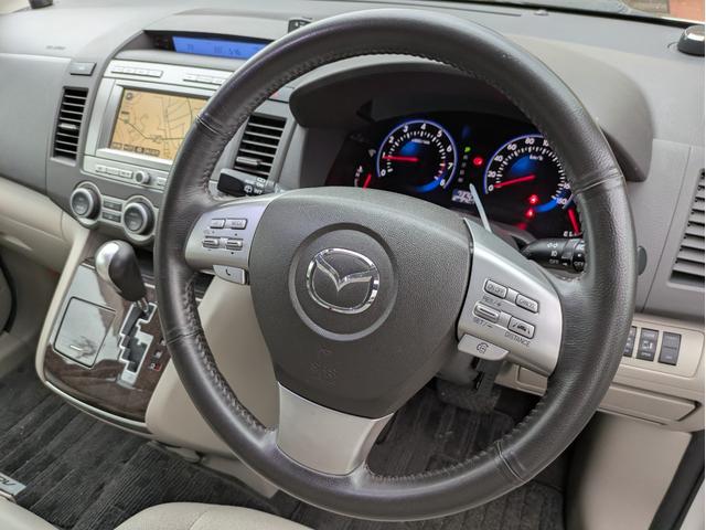 1002002A30260422W00208.jpg