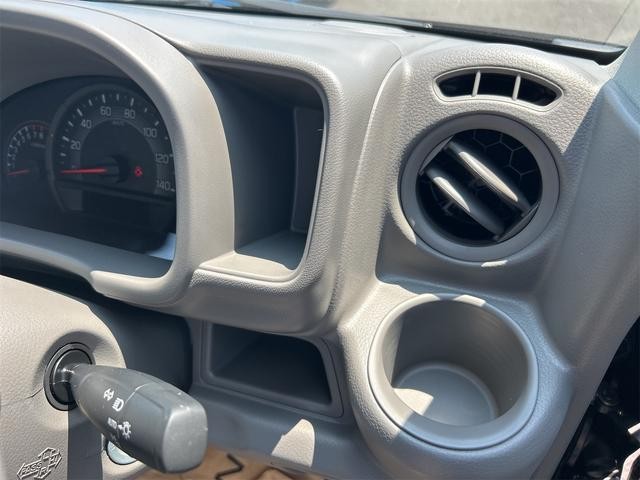 0202095A30260721W00912.jpg