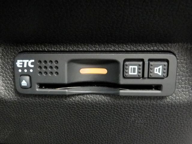 0502256A30261003W00116.jpg