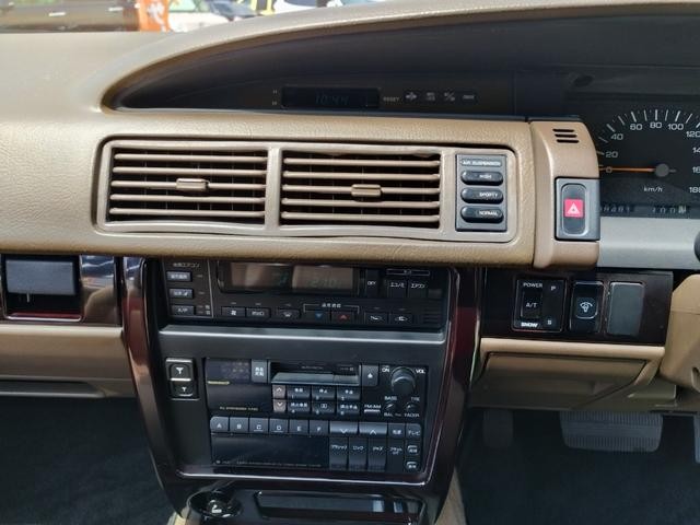 0202828A30260822W00203.jpg