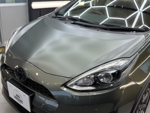 0510949A30260728W00107.jpg