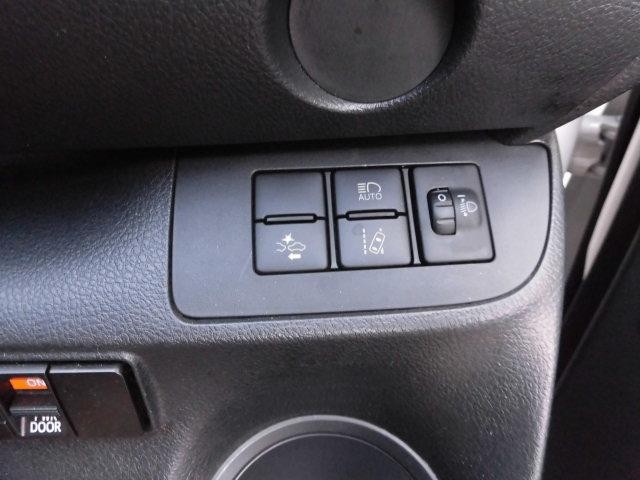 0800062A30261014W00211.jpg