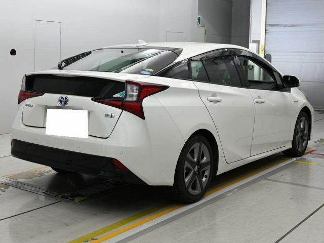 26194395_carP_l_15.jpg