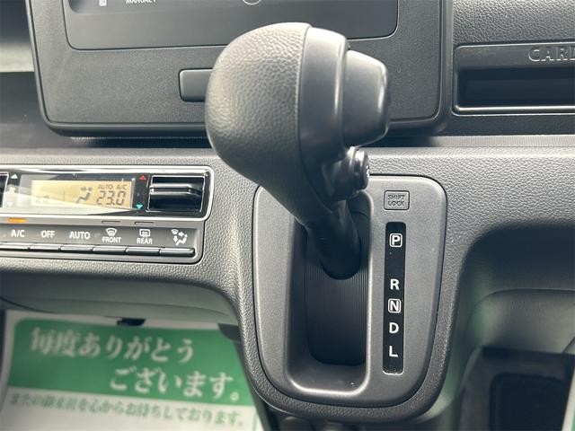0404411A30261016W01104.jpg